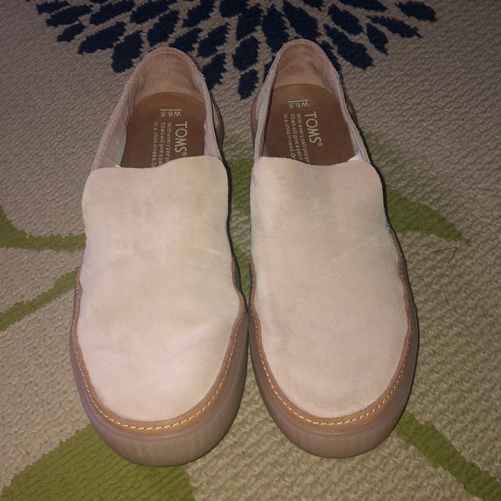 Leather slip on Toms